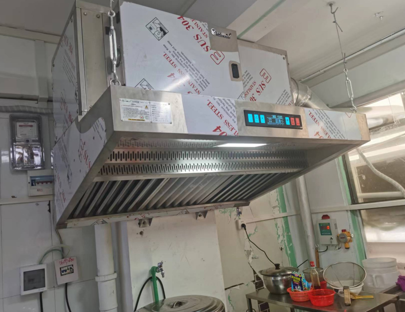 เครื่องดูดควันครัวพร้อมเครื่อง - Commercial Kitchen Hoods บทวิจารณ์และราคา